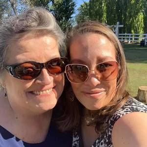 Meet your Posher, Candee